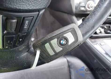 2011 BMW 535I xDrive z USA, uszkodzony, nr VIN WBAFU7C5XBDU53775